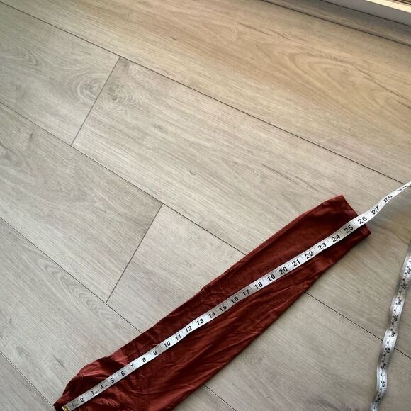 Lululemon Up for Down Time Long Sleeve Dark Terracotta Size Medium - Picture 4 of 8